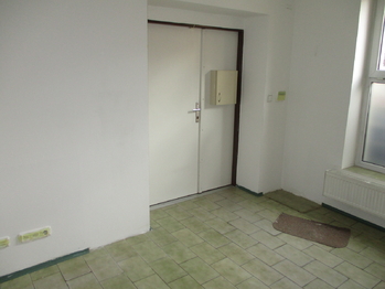 Pronájem obchodních prostor 120 m², Jindřichův Hradec