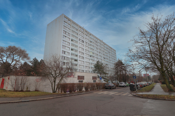 Bytový dům - Pronájem bytu 2+kk v osobním vlastnictví 46 m², Praha 8 - Bohnice 