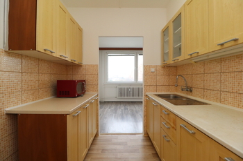 Kuchyňský kout - Pronájem bytu 2+kk v osobním vlastnictví 46 m², Praha 8 - Bohnice