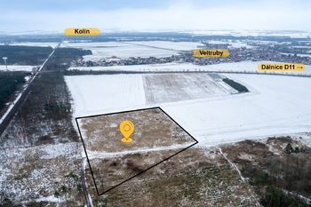 Prodej pozemku 10898 m², Veltruby