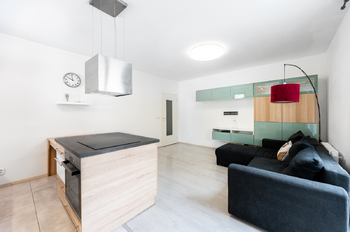 Pronájem bytu 3+kk v družstevním vlastnictví 57 m², Hostivice