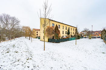 Pronájem bytu 3+kk v družstevním vlastnictví 57 m², Hostivice