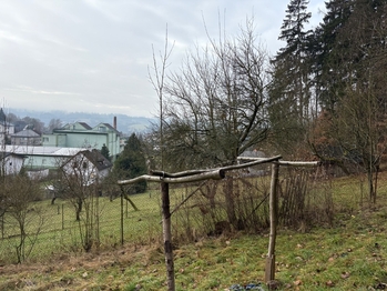 Prodej pozemku 1378 m², Hronov