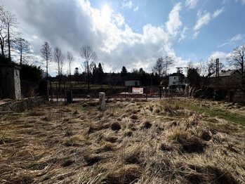 Prodej pozemku 1868 m², Hronov