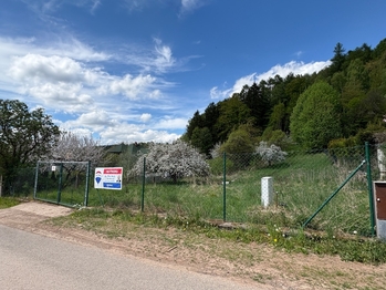 Prodej pozemku 1868 m², Hronov