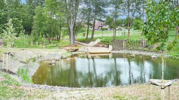 Prodej pozemku 1868 m², Hronov