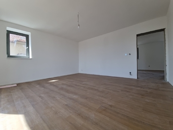 Prodej bytu 3+1 v osobním vlastnictví 79 m², Moravany