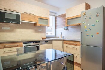 Prodej bytu 2+1 v osobním vlastnictví 69 m², Hradec Králové