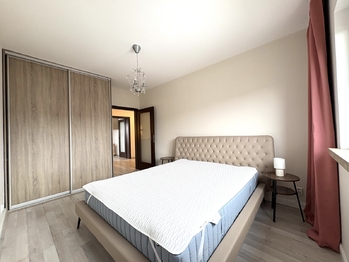 2. pokoj v 1. patře - Prodej domu 102 m², Klecany