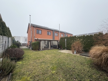 Prodej domu 102 m², Klecany