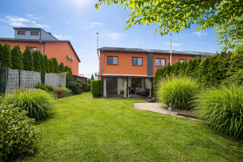 Prodej domu 102 m², Klecany