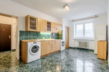 Pronájem bytu 2+1 v osobním vlastnictví 58 m², Praha 10 - Vršovice