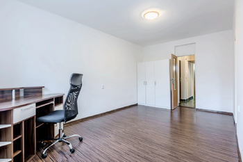 Pokoj - Pronájem bytu 2+1 v osobním vlastnictví 58 m², Praha 10 - Vršovice