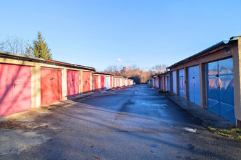 Prodej garáže 18 m², Rousínov