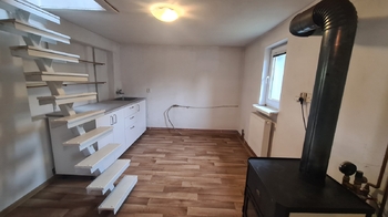 Do patra vedou schody - Prodej domu 55 m², Příbram