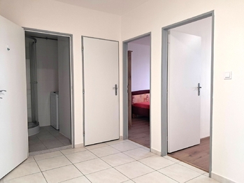 Pronájem bytu 3+kk v osobním vlastnictví 68 m², Praha 4 - Podolí