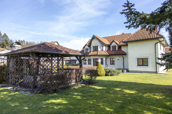 Prodej domu 302 m², Ratiboř