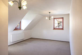 Prodej domu 302 m², Ratiboř