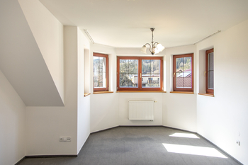 Prodej domu 302 m², Ratiboř