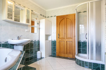 Prodej domu 302 m², Ratiboř