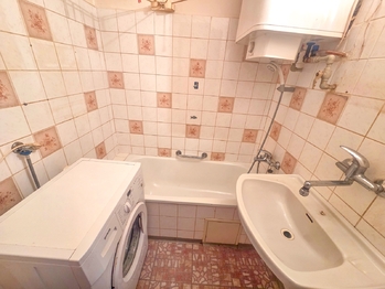 Prodej bytu 3+1 v osobním vlastnictví 71 m², Jílovice