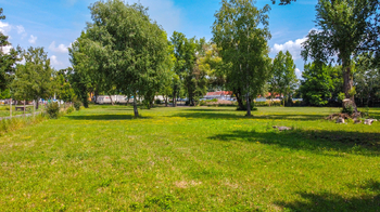 Prodej pozemku 12389 m², Břeclav