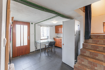 Prodej domu 214 m², Roztoky