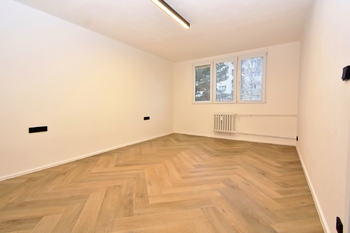 Samostatná ložnice. - Pronájem bytu 2+kk v osobním vlastnictví 53 m², Čelákovice