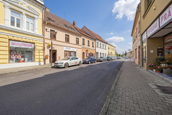 Prodej domu 274 m², Kadaň