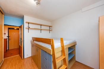 8. Ložnice - Pronájem bytu 2+kk v osobním vlastnictví 39 m², Praha 4 - Krč
