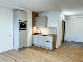 Kuchyňský kout - Pronájem bytu 1+kk v osobním vlastnictví 31 m², Horní Planá