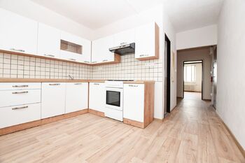 Pronájem bytu 2+1 v osobním vlastnictví 62 m², Žatec