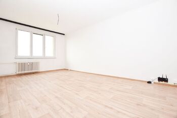Pronájem bytu 2+1 v osobním vlastnictví 62 m², Žatec