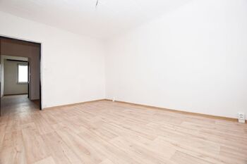 Pronájem bytu 2+1 v osobním vlastnictví 62 m², Žatec