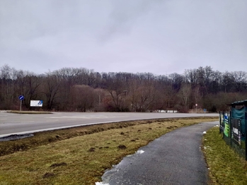 Prodej pozemku 4150 m², Benešov