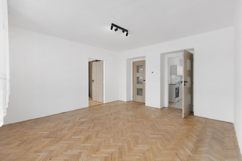 Prodej bytu 3+1 v osobním vlastnictví 73 m², Jince