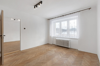 Prodej bytu 3+1 v osobním vlastnictví 73 m², Jince