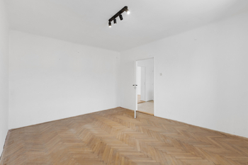 Prodej bytu 3+1 v osobním vlastnictví 73 m², Jince