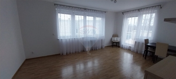 Pronájem bytu 1+kk v osobním vlastnictví 64 m², Praha 9 - Vinoř