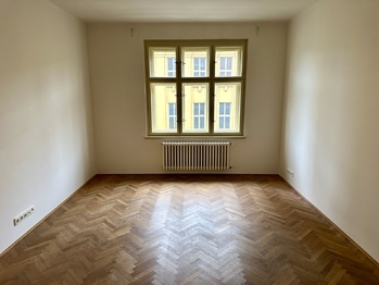 Pronájem bytu 2+1 v osobním vlastnictví 86 m², Praha 3 - Žižkov
