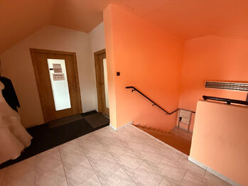 Pronájem kancelářských prostor 75 m², Rožnov pod Radhoštěm