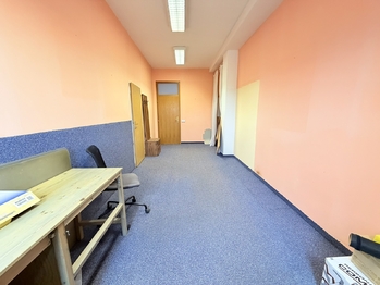 Prodej kancelářských prostor 54 m², Vsetín