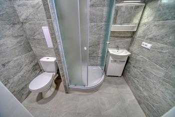 koupelna včetně WC - Pronájem bytu 1+1 v osobním vlastnictví 41 m², Mladá Boleslav