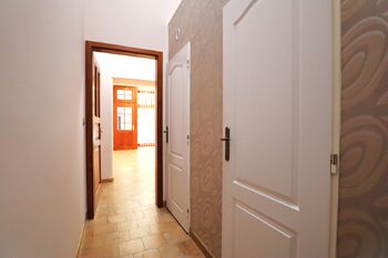 Pronájem obchodních prostor 31 m², Karlovy Vary