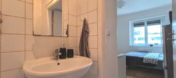 Pronájem bytu 1+kk v osobním vlastnictví 21 m², Praha 4 - Nusle