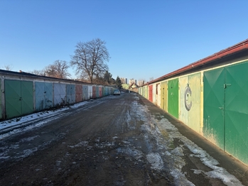 Pronájem garáže 18 m², Hradec Králové
