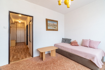 Prodej bytu 3+1 v osobním vlastnictví 81 m², Praha 10 - Záběhlice