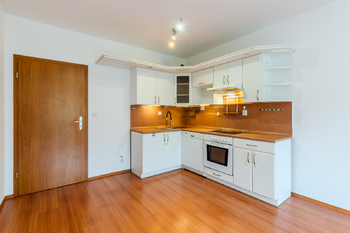 Prodej bytu 2+kk v osobním vlastnictví 62 m², Praha 10 - Štěrboholy