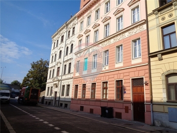 Pronájem bytu 1+kk v osobním vlastnictví 40 m², Praha 7 - Holešovice