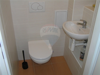 wc - Pronájem bytu 1+kk v osobním vlastnictví 40 m², Praha 7 - Holešovice